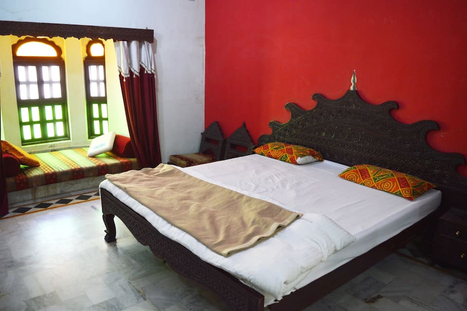 Hotel Dhola Maru